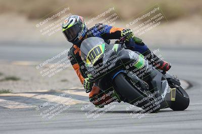 media/Sep-21-2025-Race Pace (Sun) [[98bf33ef95]]/Non Verified/5-Turn 16 (11am)/